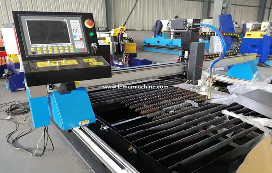 cnc control table type plasma flame cutting machine wuxi lemar manufacturer.jpg